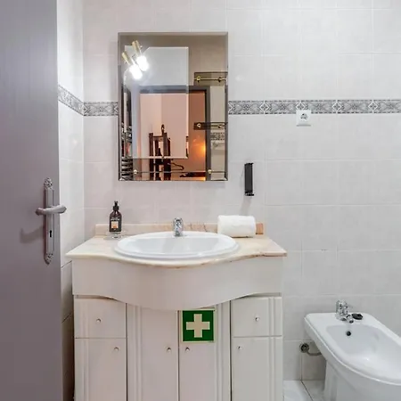 Buganvilias House At Fountain Retreat I Pool, Jacuzzi & Sports Escape 비아나도카스텔로